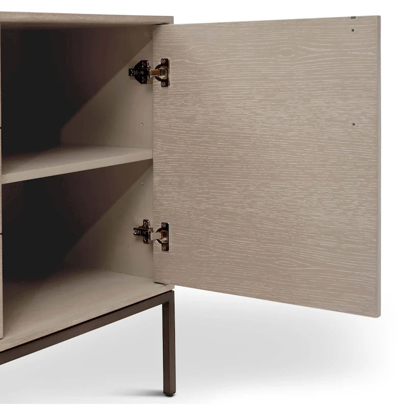Buffet moderne en placage de chêne avec pieds en acier inoxydable