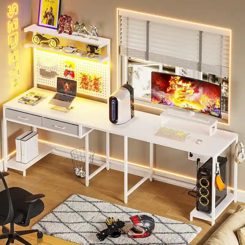 Bureau de jeu en L avec panneau perforé, tiroirs et support d'écran