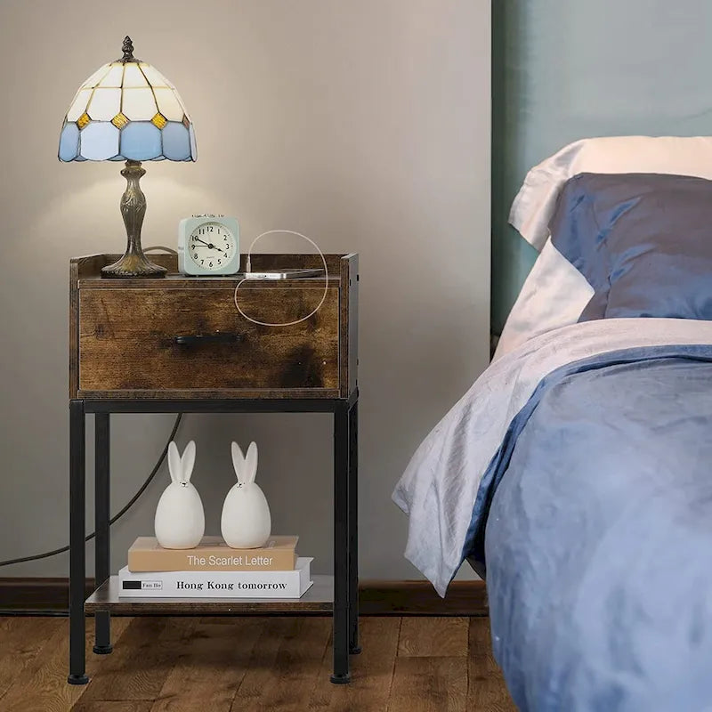 Table de chevet avec station de charge et ports USB